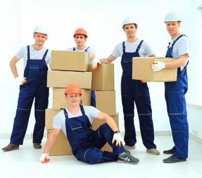 Commercial moving support for a Lambeth business